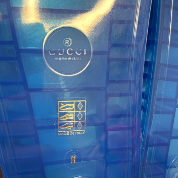 GUCCI NWT MEN’S BLUE SLIDES SANDALS SIZE 11 MADE IN ITALY LUXURY - Picture 9 of 10